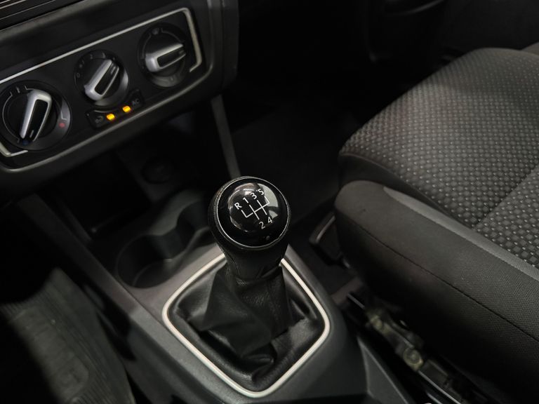 VolksWagen Fox Connect 1.6 Flex 8V 5p