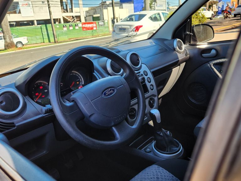 Ford Fiesta 1.6 16V Flex Mec. 5p
