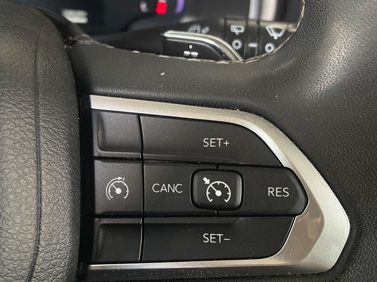 Jeep Renegade Long. T270 1.3 TB 4x2 Flex Aut.