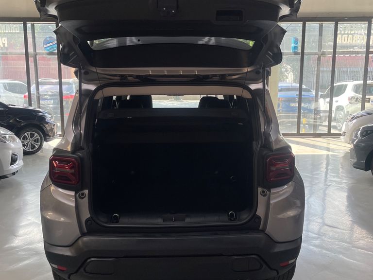 Jeep Renegade Long. T270 1.3 TB 4x2 Flex Aut.