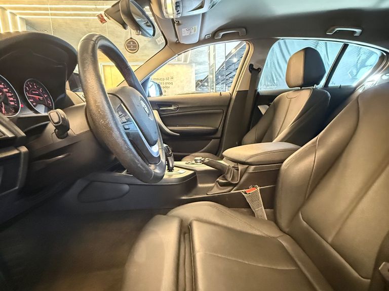 BMW 120i Active Flex