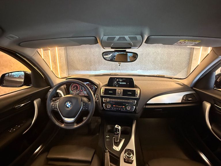 BMW 120i Active Flex
