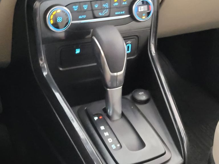Ford EcoSport TITANIUM 1.5 12V Flex 5p Aut.