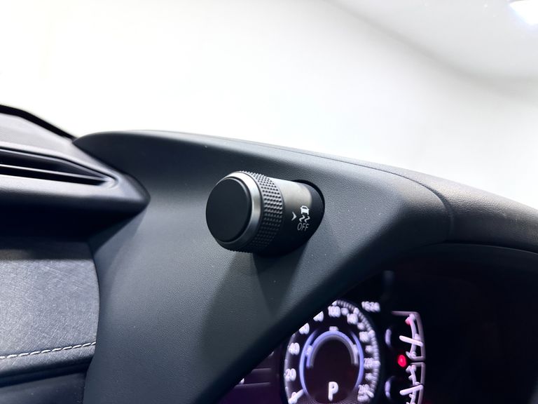 Lexus UX-250h Dynamic 2.0 16V Aut. (Híbrido)