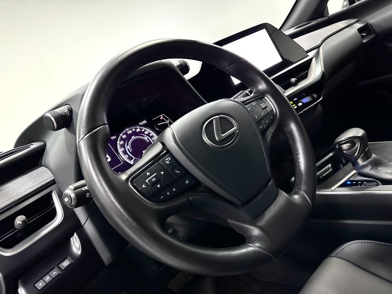 Lexus UX-250h Dynamic 2.0 16V Aut. (Híbrido)