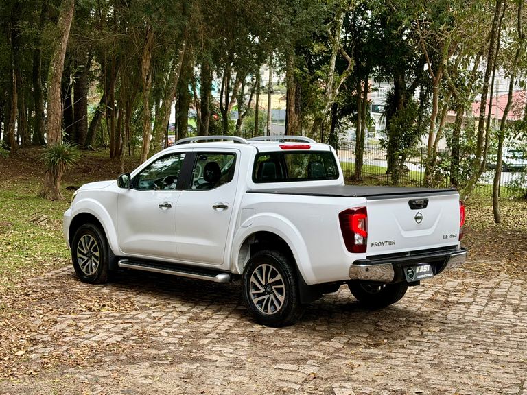 Nissan Frontier LE CD 4x4 2.3 Bi-TB Diesel Aut.