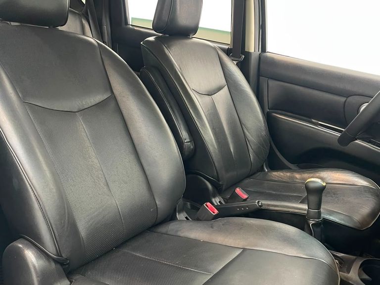 Nissan LIVINA S 1.6 16V Flex Fuel Mec.