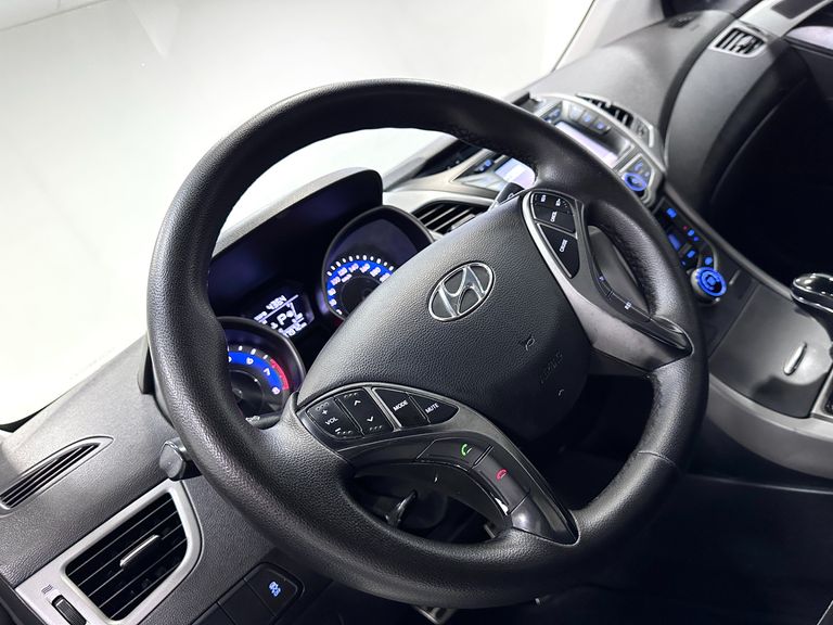 Hyundai Elantra GLS 2.0 16V Flex Aut.