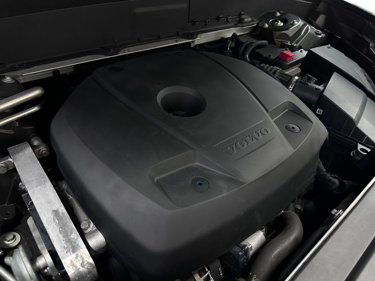 Volvo XC 90 T-6 INSCRIPTION 2.0 320CV 5p