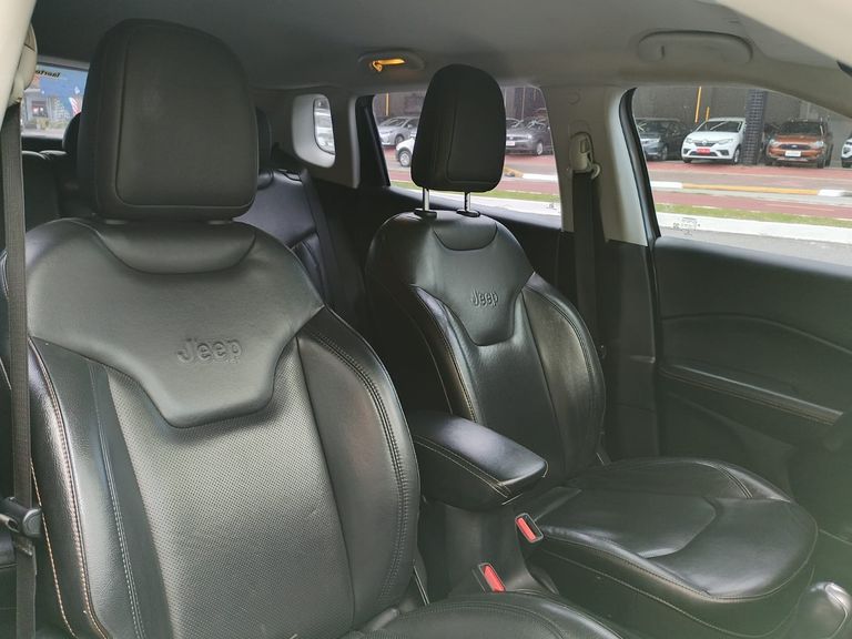 Jeep COMPASS LONGITUDE 2.0 4x2 Flex 16V Aut.