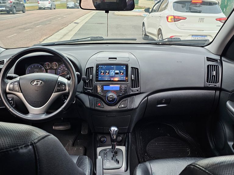 Hyundai i30 2.0 16V 145cv 5p Aut.