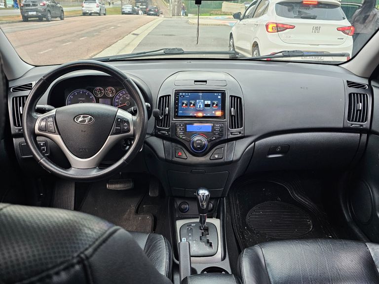 Hyundai i30 2.0 16V 145cv 5p Aut.