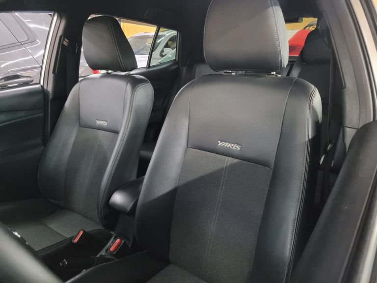 Toyota YARIS XS 1.5 Flex 16V 5p Aut.