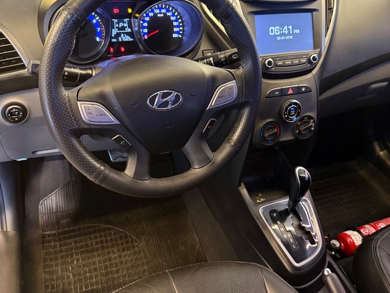 Hyundai HB20X Premium 1.6 Flex 16V Aut.