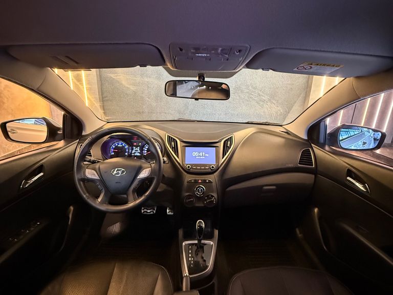 Hyundai HB20X Premium 1.6 Flex 16V Aut.