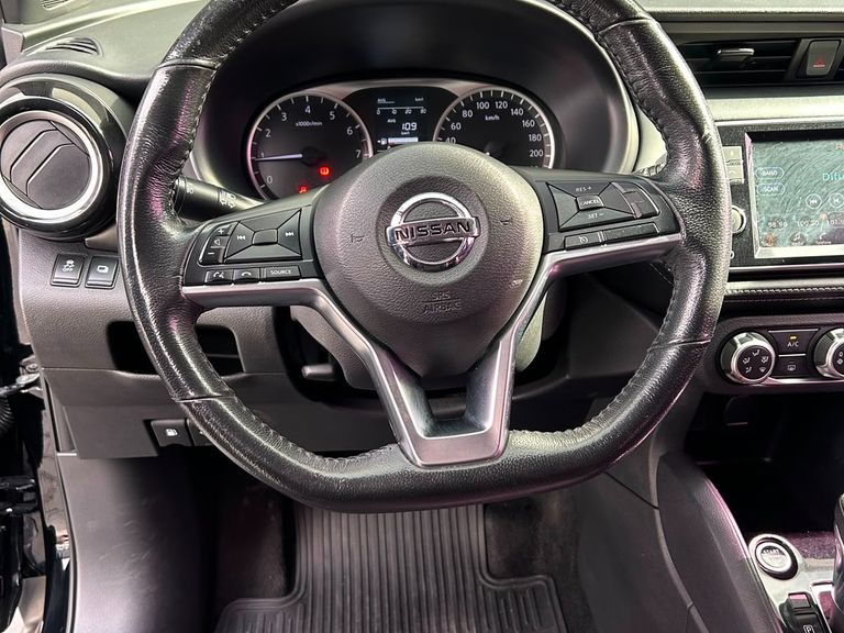 Nissan KICKS SV 1.6 16V FlexStar 5p Aut.