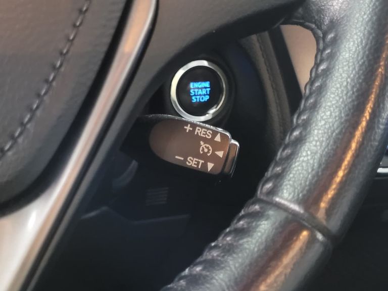 Toyota YARIS XS Sedan 1.5 Flex 16V 4p Aut.