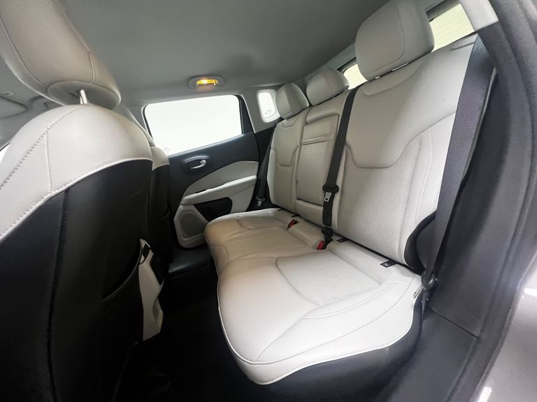 Jeep COMPASS LONGITUDE 2.0 4x2 Flex 16V Aut.