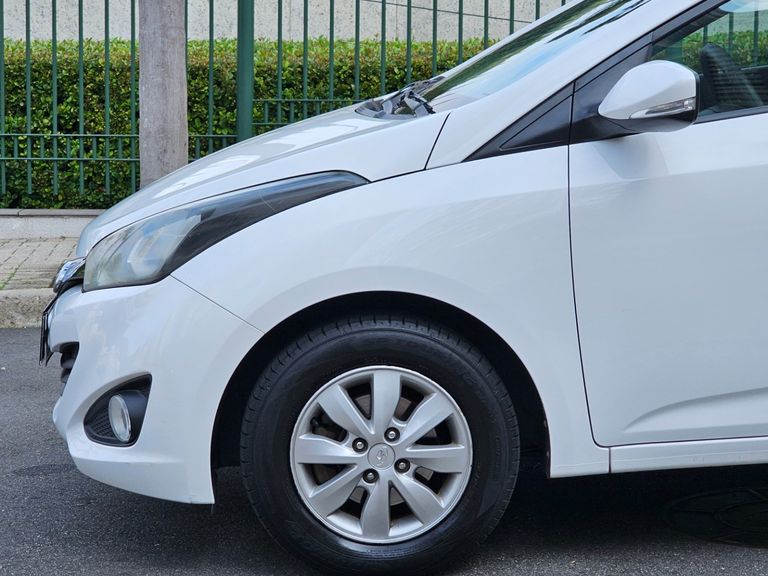 Hyundai HB20S C.Style/C.Plus1.6 Flex 16V Aut. 4p