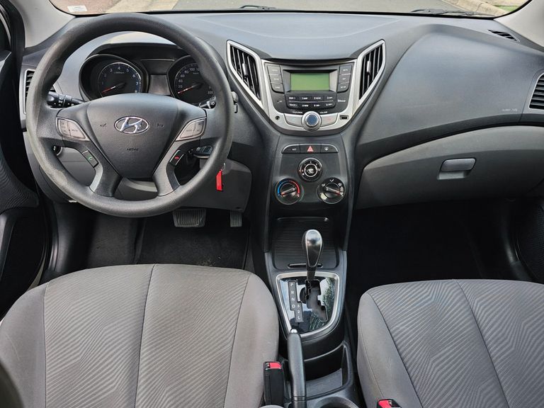 Hyundai HB20S C.Style/C.Plus1.6 Flex 16V Aut. 4p