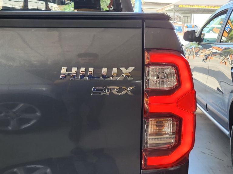 Toyota Hilux CD SRX 4x4 2.8 TDI 16V Diesel Aut.
