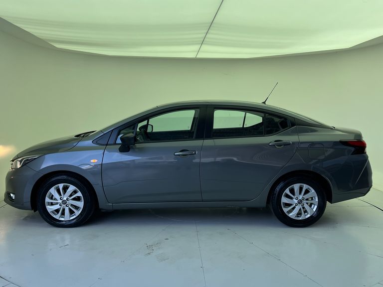 Nissan VERSA Sense 1.6 16V Flex Aut.