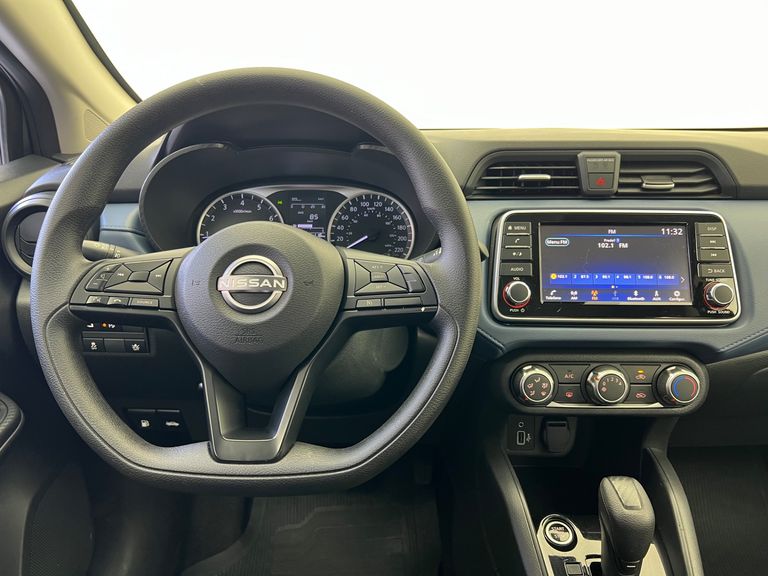 Nissan VERSA Sense 1.6 16V Flex Aut.