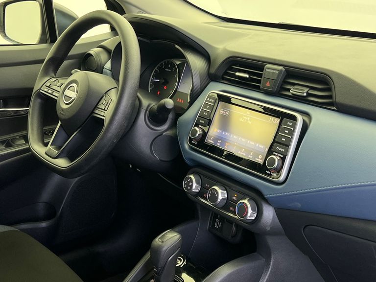 Nissan VERSA Sense 1.6 16V Flex Aut.