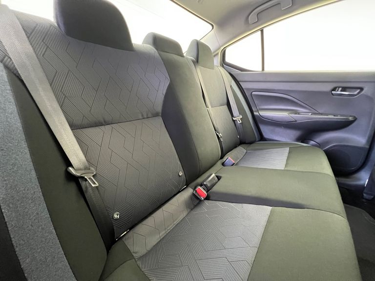 Nissan VERSA Sense 1.6 16V Flex Aut.