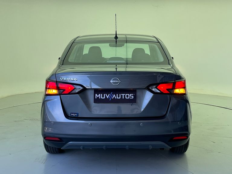 Nissan VERSA Sense 1.6 16V Flex Aut.