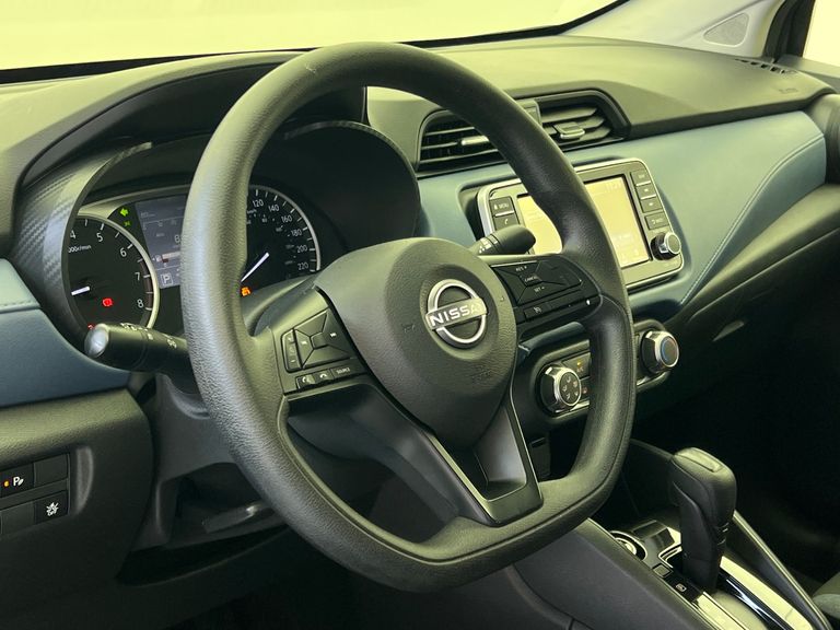 Nissan VERSA Sense 1.6 16V Flex Aut.