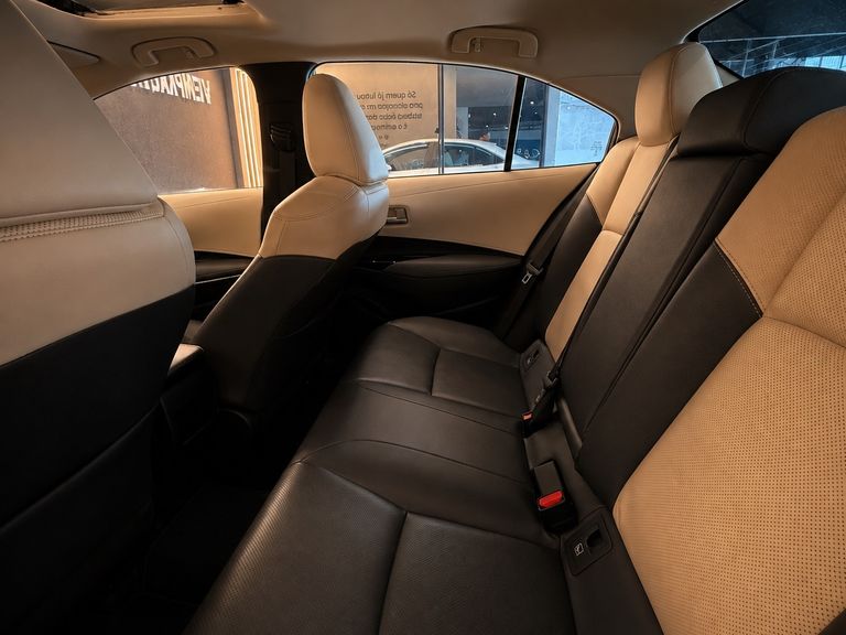 Toyota Corolla Altis Prem. 1.8 Aut. (Híbrido)