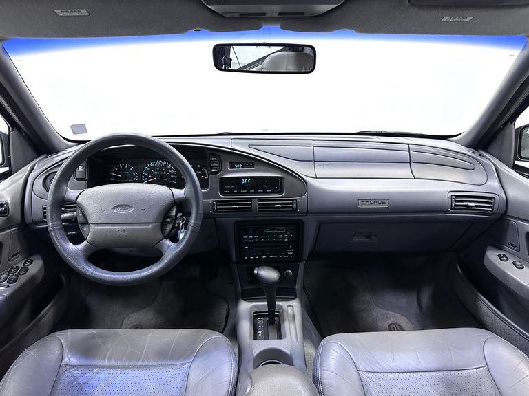 Ford Taurus L/LX 3.0 V6