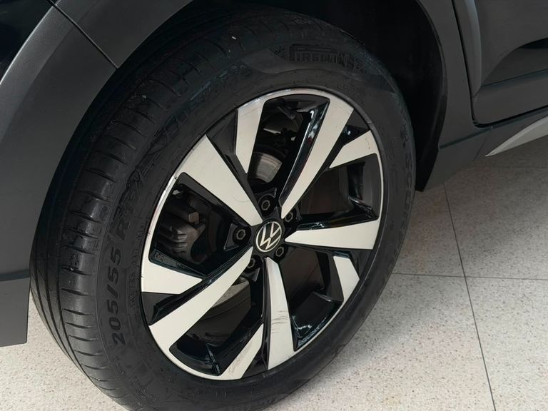 VolksWagen Nivus Highline 1.0 200 TSI Flex Aut.