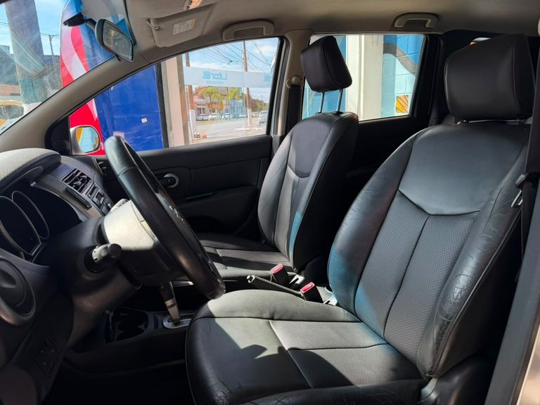 Nissan LIVINA S 1.8 16V Flex Fuel Aut.