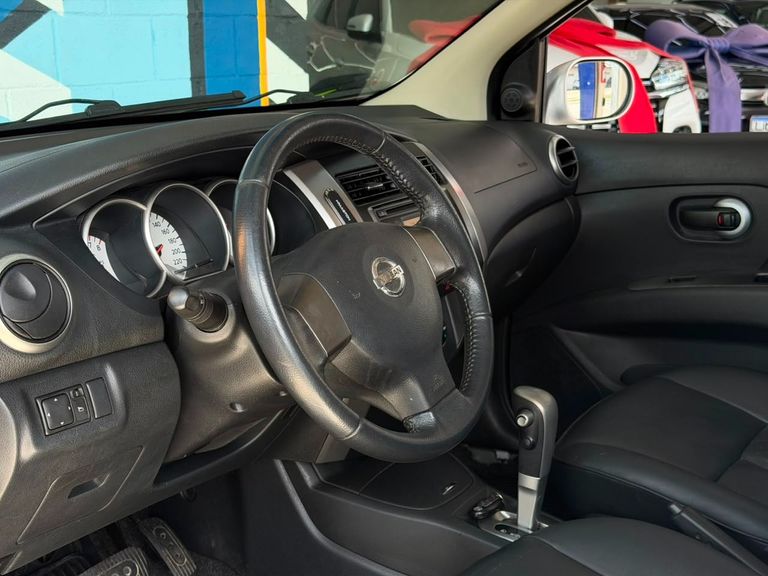 Nissan LIVINA S 1.8 16V Flex Fuel Aut.