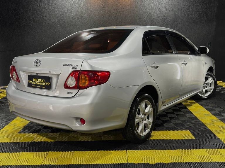 Toyota Corolla XEi 2.0 Flex 16V Aut.