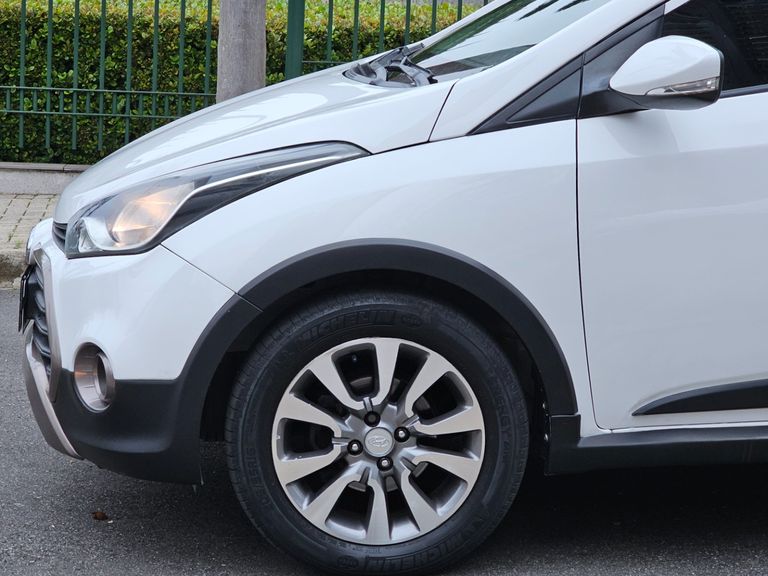 Hyundai HB20X Style 1.6 Flex 16V Aut.