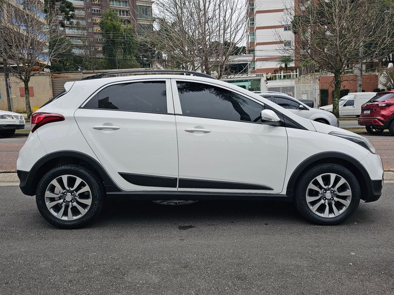 Hyundai HB20X Style 1.6 Flex 16V Aut.