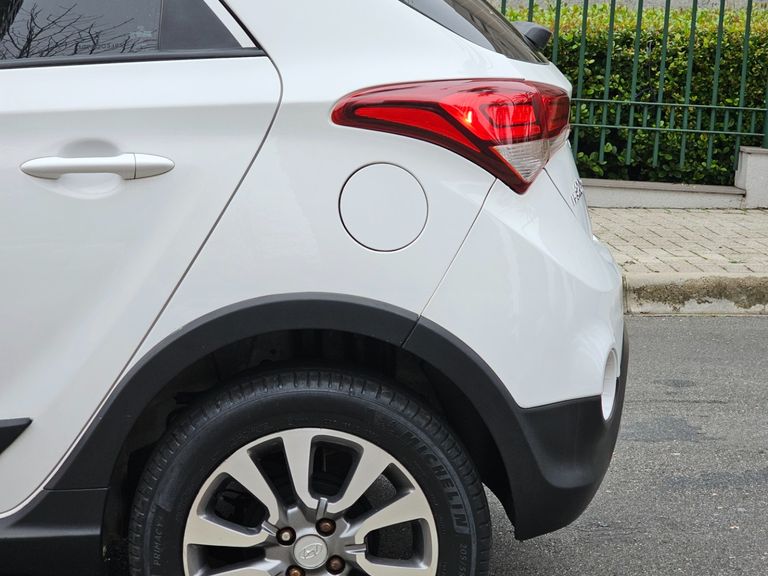 Hyundai HB20X Style 1.6 Flex 16V Aut.