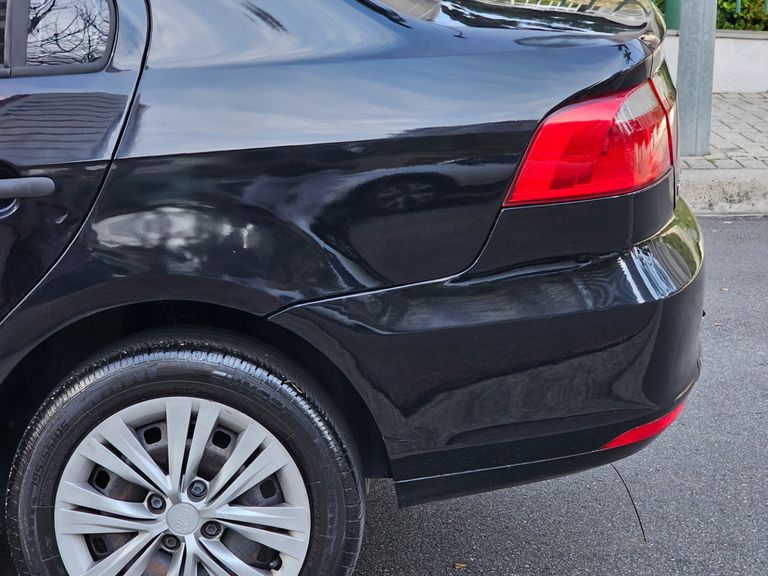 VolksWagen VOYAGE 1.6 MSI Flex 8V 4p