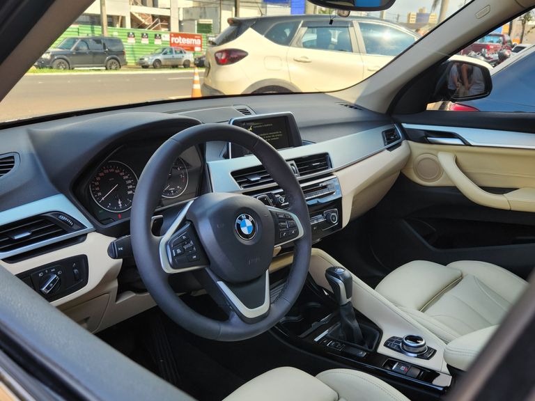 BMW X1 XDRIVE 25i Sport 2.0/2.0 Flex Aut.