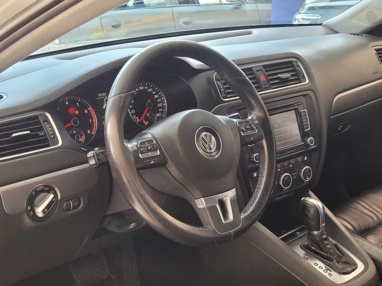 VolksWagen JETTA Highline 2.0 TSI 16V 4p Tiptronic