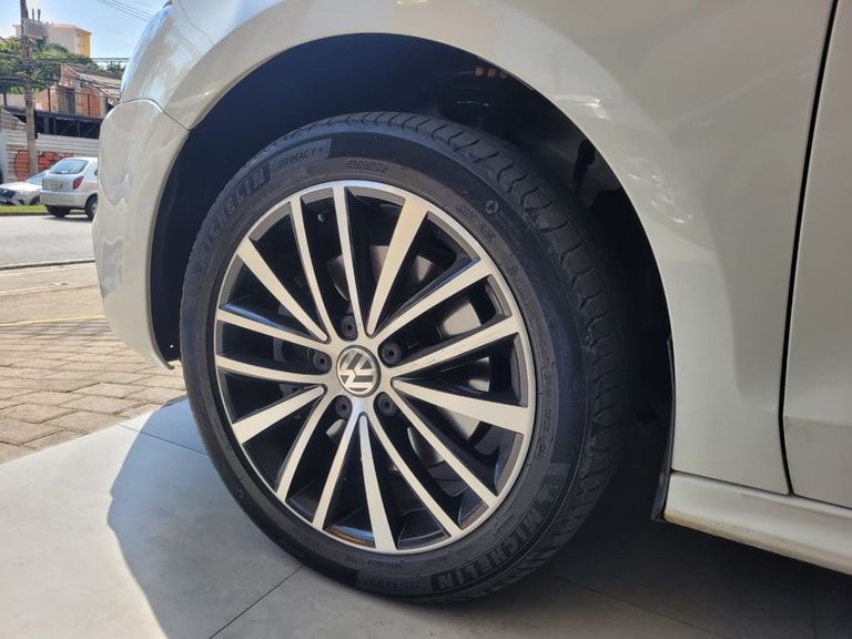 VolksWagen JETTA Highline 2.0 TSI 16V 4p Tiptronic