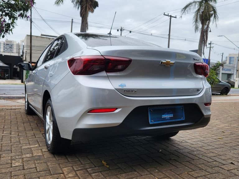 Chevrolet ONIX SEDAN Plus LT 1.0 12V TB Flex Aut.