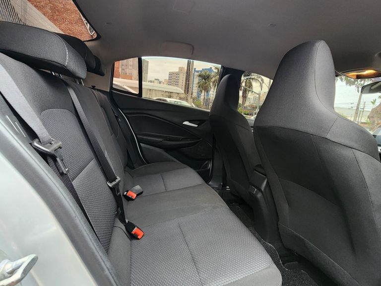 Chevrolet ONIX SEDAN Plus LT 1.0 12V TB Flex Aut.