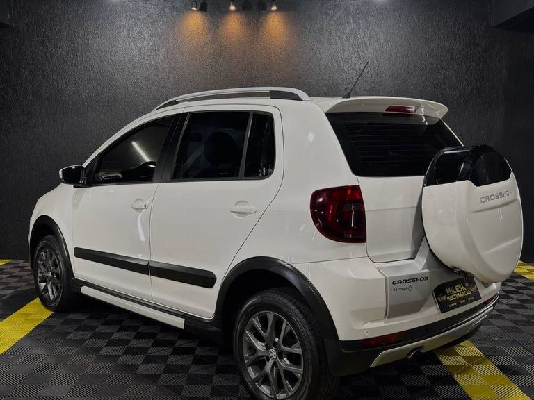 VolksWagen CROSSFOX 1.6 Mi Total Flex 8V 5p