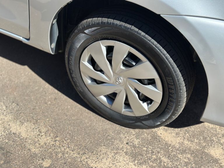 Toyota ETIOS X 1.3 Flex 16V 5p Mec.