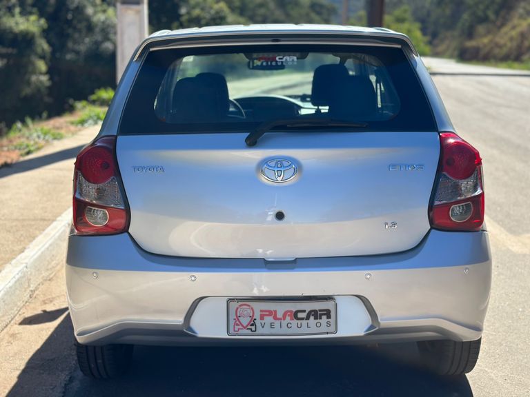 Toyota ETIOS X 1.3 Flex 16V 5p Mec.