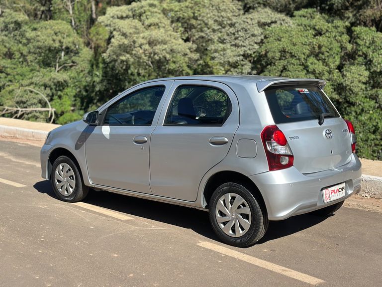 Toyota ETIOS X 1.3 Flex 16V 5p Mec.